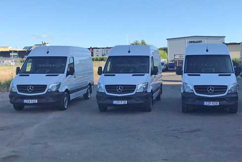 Tre vita Mercedes-Benz Sprinter stulna i Helsingborg